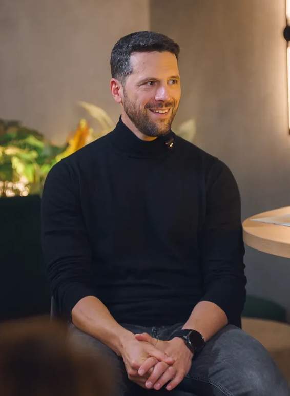 adi nartea la un podcast