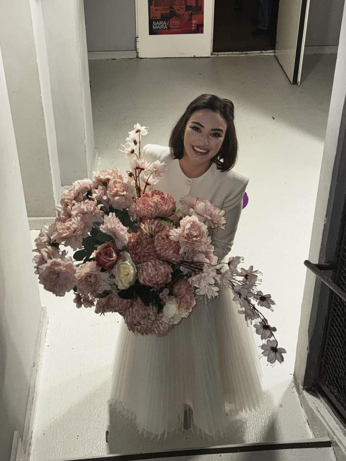 Ana Morodan a primit flori