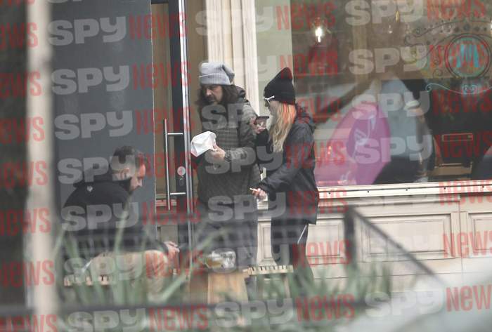 Am aflat care este secretul siluetei perfecte a Deliei! Totul ţine de echilibru! Soţul aplică şi el aceeaşi tehnică! | PAPARAZZI