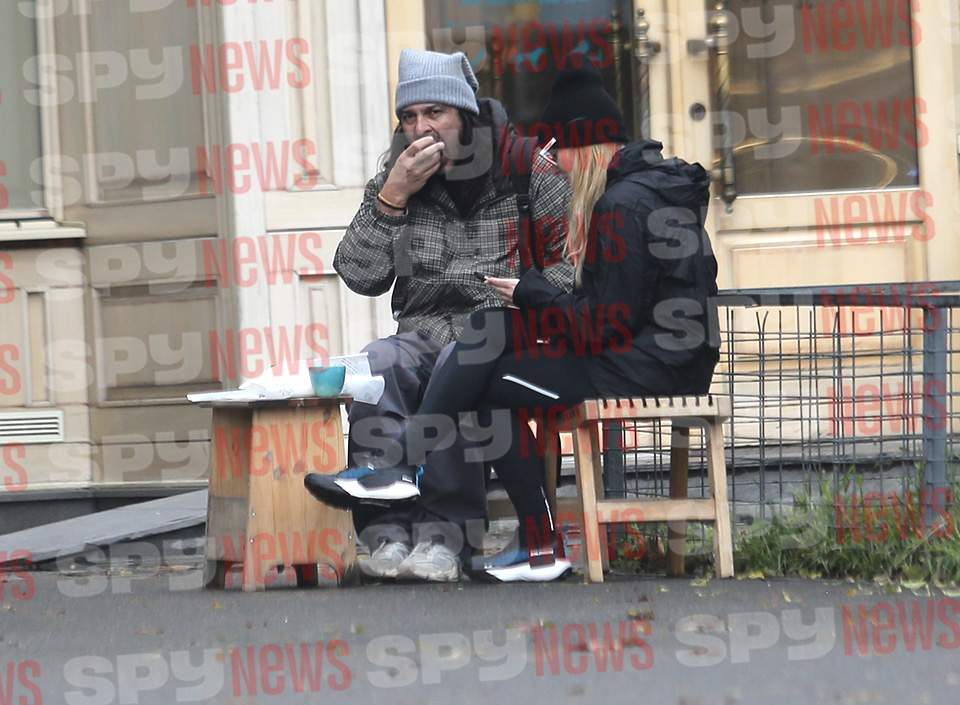 Am aflat care este secretul siluetei perfecte a Deliei! Totul ţine de echilibru! Soţul aplică şi el aceeaşi tehnică! | PAPARAZZI