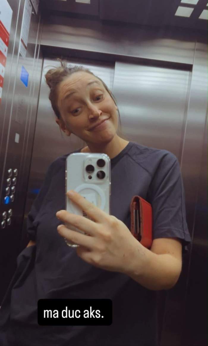 Ilona Brezoianu în lift