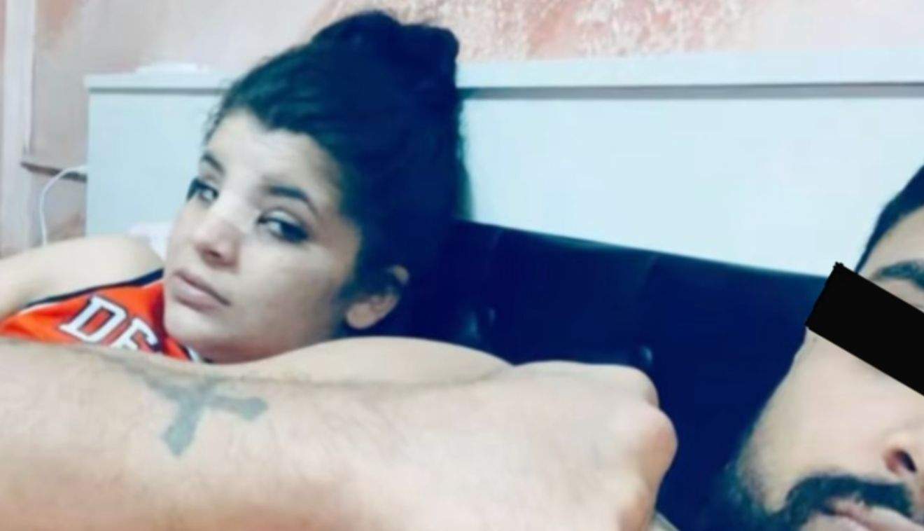 Cristina, alături de bărbatul care i-ar fi căutat clienți