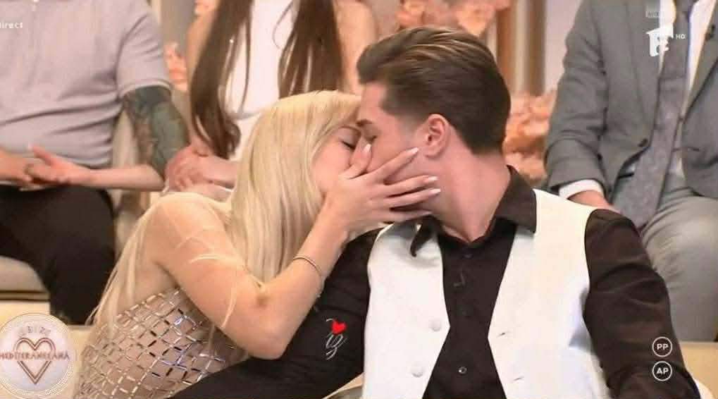 Emily a revenit în casa Mireasa. Cum a reacționat Liviu când iubita lui a intrat în platou