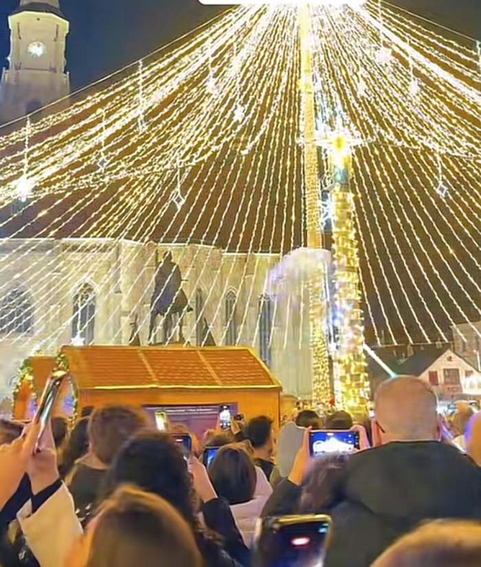 luminițele de la Târgul de Crăciun