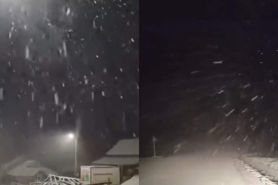 Locul din România unde stratul de zăpadă a ajuns la 5 cm în câteva ore. Turiștii care merg la munte sunt sfătuiți să își echipeze mașinile corespunzător