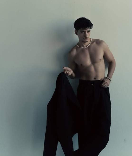 Emilian, ședință foto