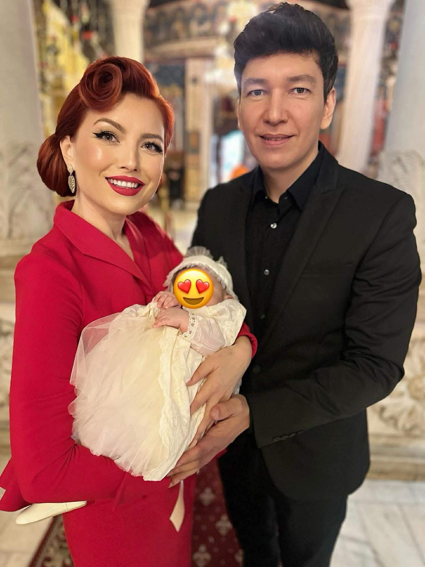 Elena Gheorghe cu soțul și finuța lor