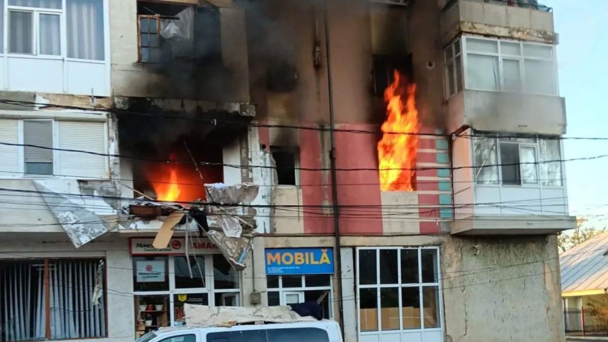 Apartament cuprins de flăcări