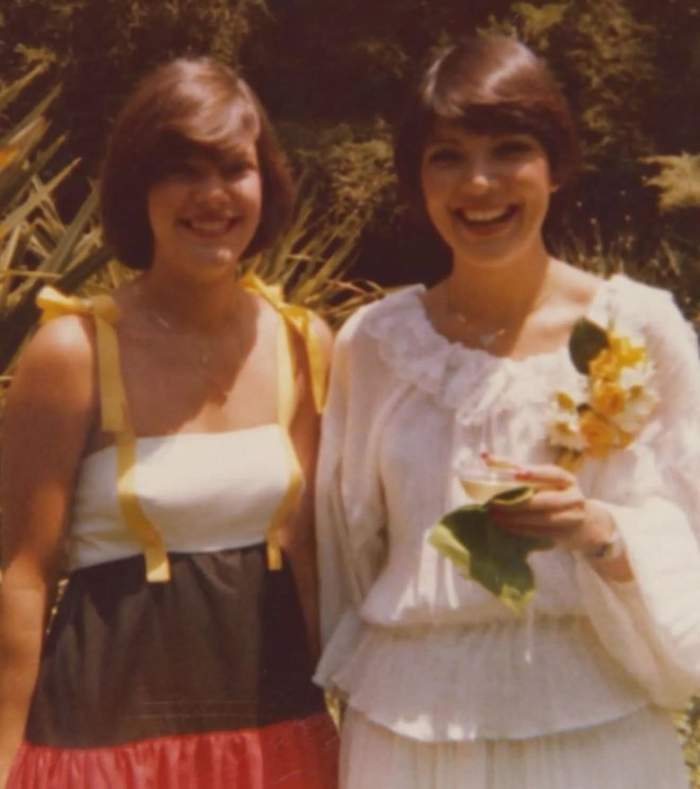 Kris Jenner alături de sora ei