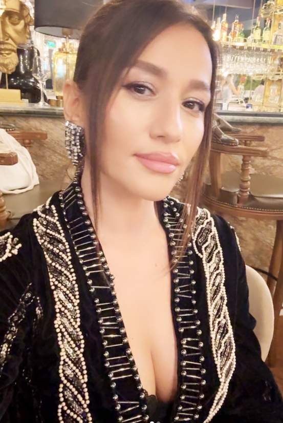 claudia patrascanu selfie