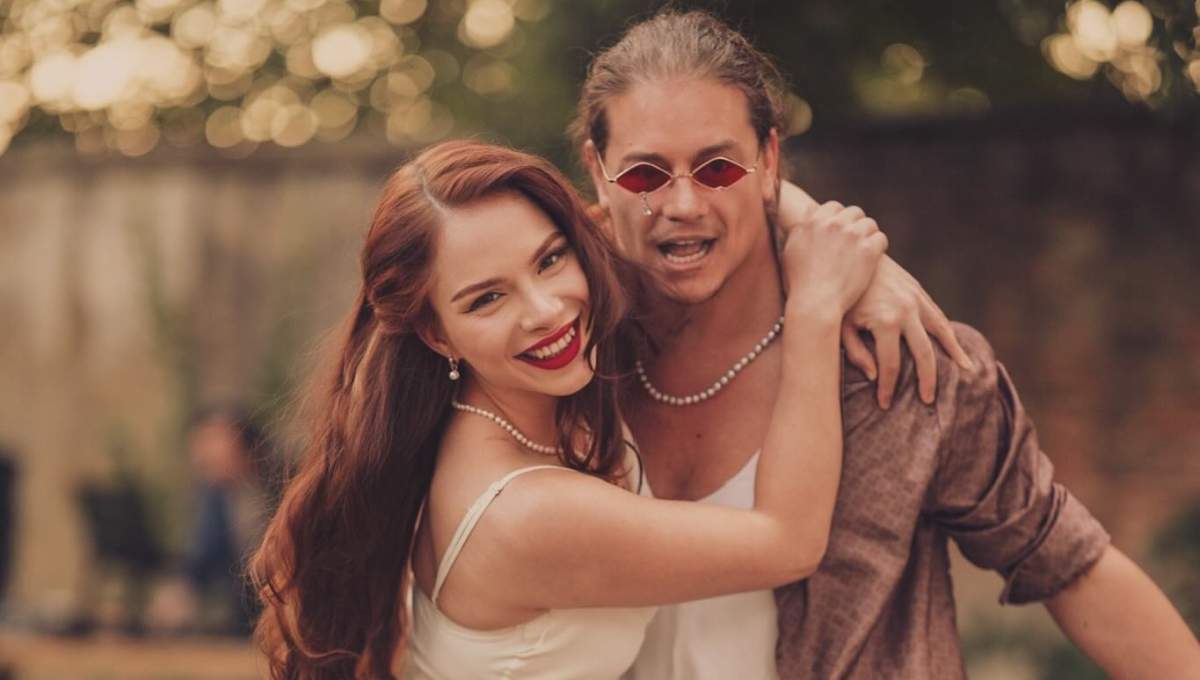 Hara și Iustin petrescu, mai fericiți ca niciodată, într-o fotografie