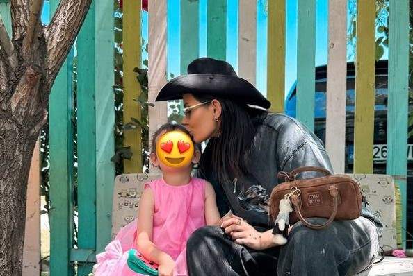 Marisa Paloma și fiica ei, ipostaze emoționante