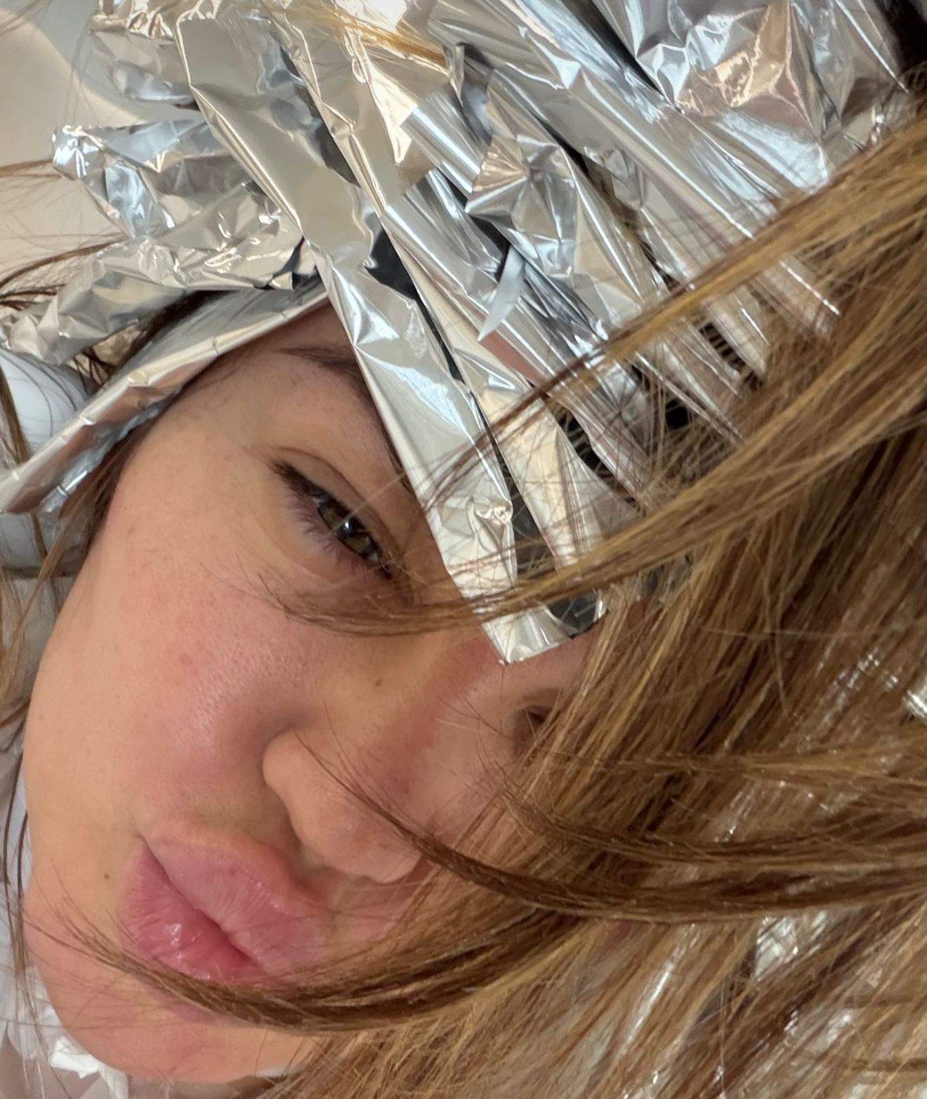 Carmen de la Sălciua la coafor