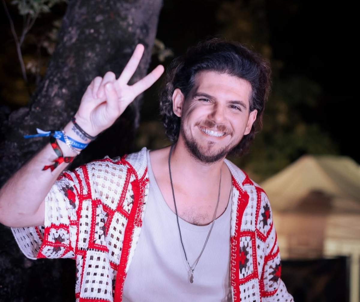 Cuza, fericit, în cadrul unui eveniment