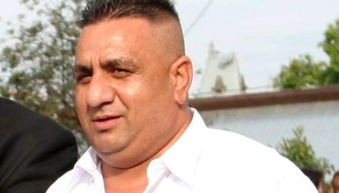 Bercea Mondialu, îmbracat elegant