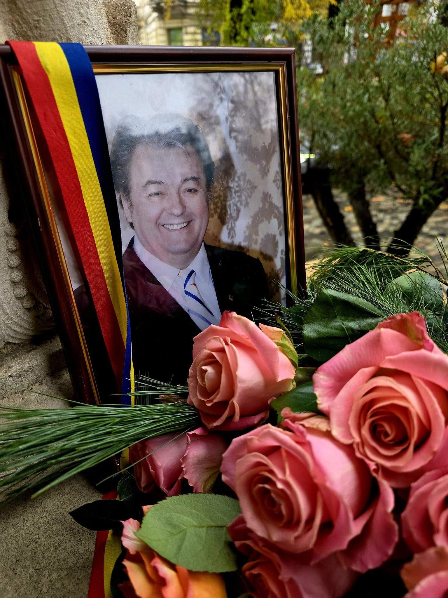 Mormântul lui Corneliu Vadim Tudor