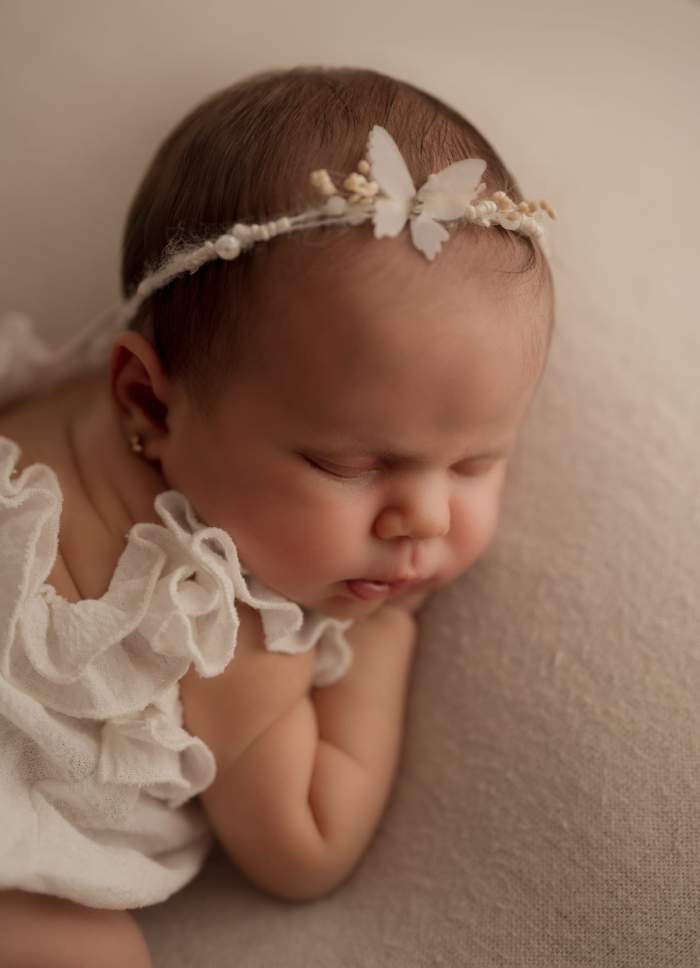 La 4 luni, Amelia are nevoie de 100.000 de euro pentru a învinge cancerul