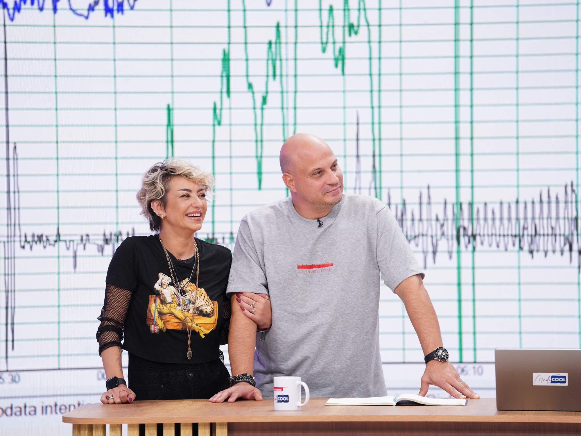 Giulia și Vlad Huidu, față în față cu detectorul de minciuni diseară, la MediCOOL, de la ora 18:00, pe Antena 1 și AntenaPLAY