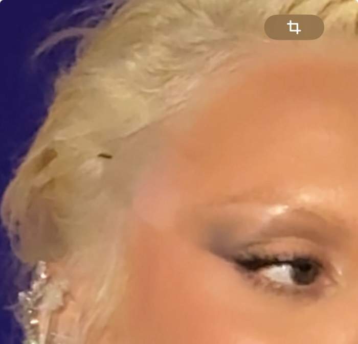 Alexandra Stan poarta benzi pentru lifting