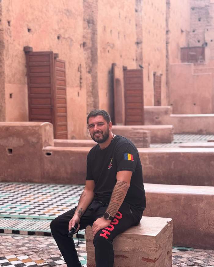 Catalin Cazacu îmbrăcat în negru