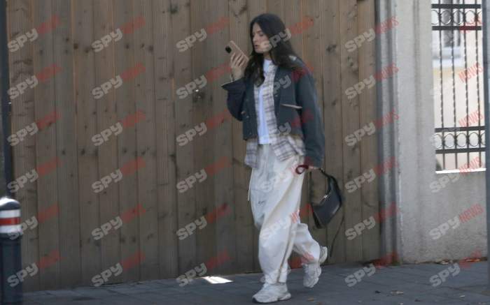 Raluka este mereu în trend. Chiar și cu stilul baggy, tot arată impecabil!