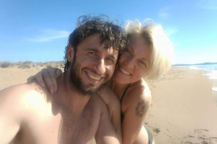 Dragoș Bucur a descoperit că are alergie la albine! Actorul și soția sa și-au cumpărat stupi: "Nu văzusem niciodată albine atât de aproape"