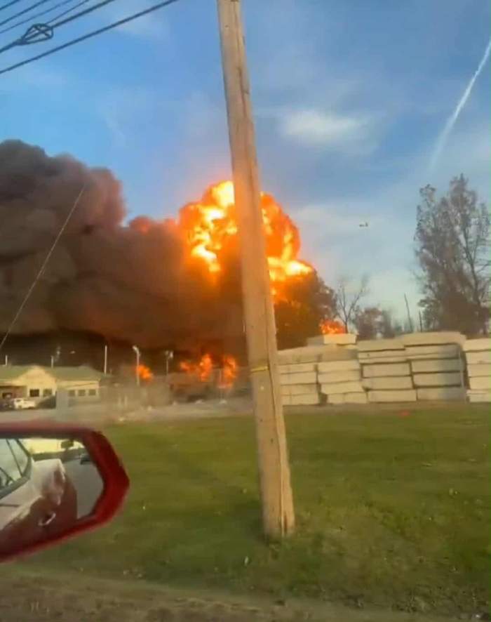 Un avion s-a prăbușit imediat după decolare! Cel puțin 7 persoane au murit. Bilanțul este în creștere