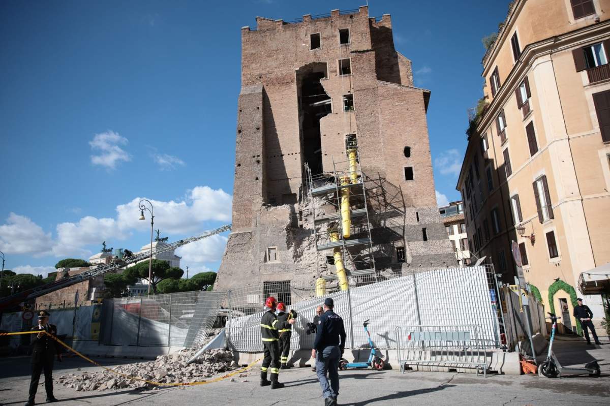 turnul torre dei conti