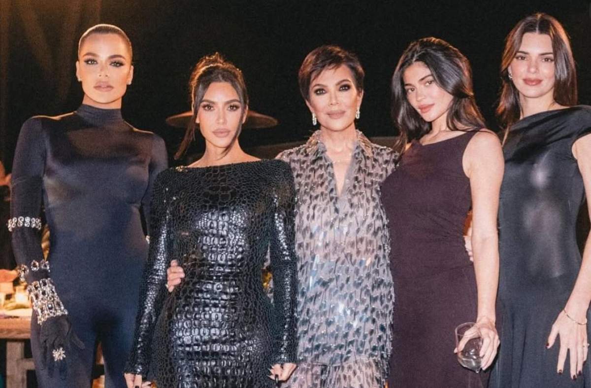 Kris Jenner a împlinit 70 de ani! Mama surorilor Kardashian arată demențial la vârsta ei. A primit mesaje emotionante din partea fiicelor