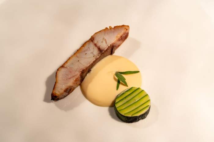 Spectacol culinar impresionant: Chef Richard Abou Zaki a deschis pop-up-ul Retroscena cu o seară memorabilă la Domeniul Știrbey