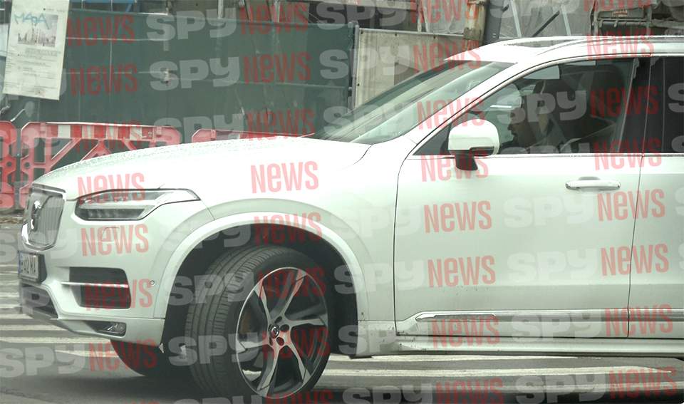 Graba strică treaba! Paparazzii spynews.ro i-au prins pe picior greşit, în trafic, pe Matteo şi pe soţia acestuia! Avem imaginile