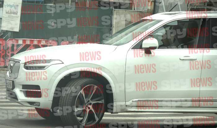Graba strică treaba! Paparazzii spynews.ro i-au prins pe picior greşit, în trafic, pe Matteo şi pe soţia acestuia! Avem imaginile