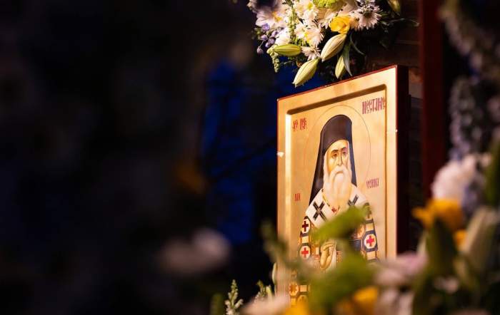 De ce este Sfântul Nectarie „vindecătorul de cancer”? Cine a fost Nectarie Taumaturgul din Eghina