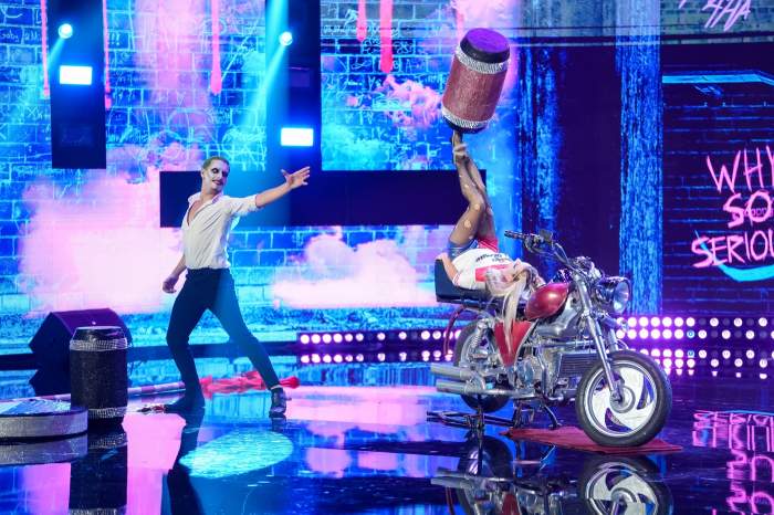 Mamă și fiică intră în competiție directă pe scena The Ticket