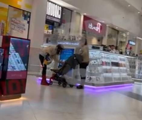 Imagini rare cu actriţa Anca Dumitra! Alături de cine au surprins-o paparazzii! 