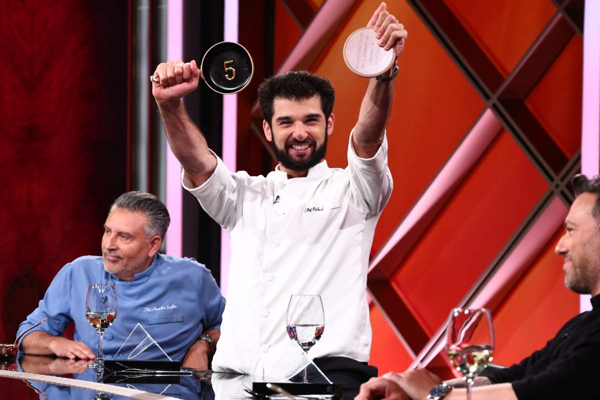 Spectacol în ediția Chefi la cuțite de 1 decembrie: audițiile aduc al patrulea cuțit de aur al sezonului. Chef Sautner: ”N-am avut așa emoții de când sunt jurat aici!”