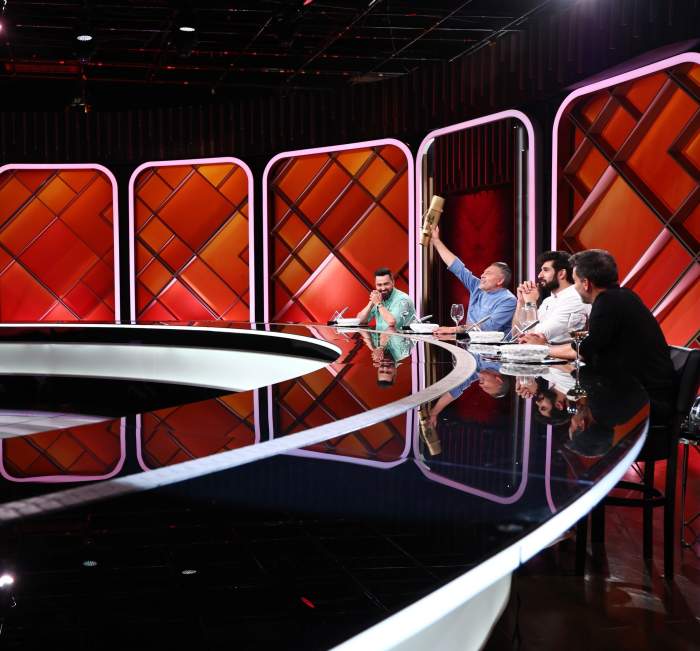 Spectacol în ediția Chefi la cuțite de 1 decembrie: audițiile aduc al patrulea cuțit de aur al sezonului. Chef Sautner: ”N-am avut așa emoții de când sunt jurat aici!”