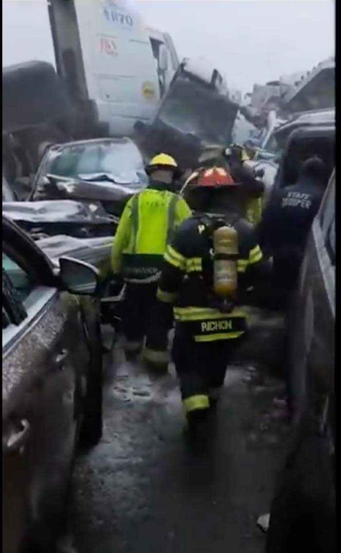Pompierii au ajuns la locul accidentului