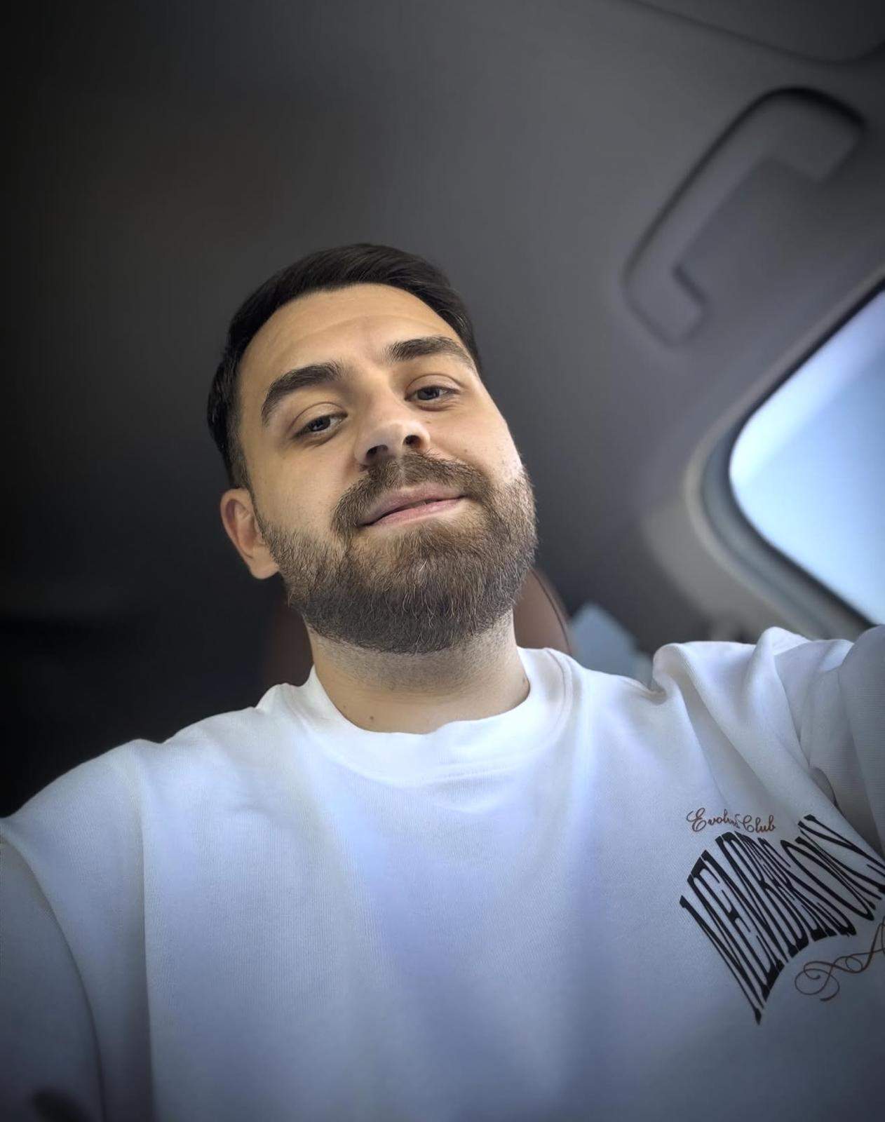 Cătălin Vișănescu, în mașină