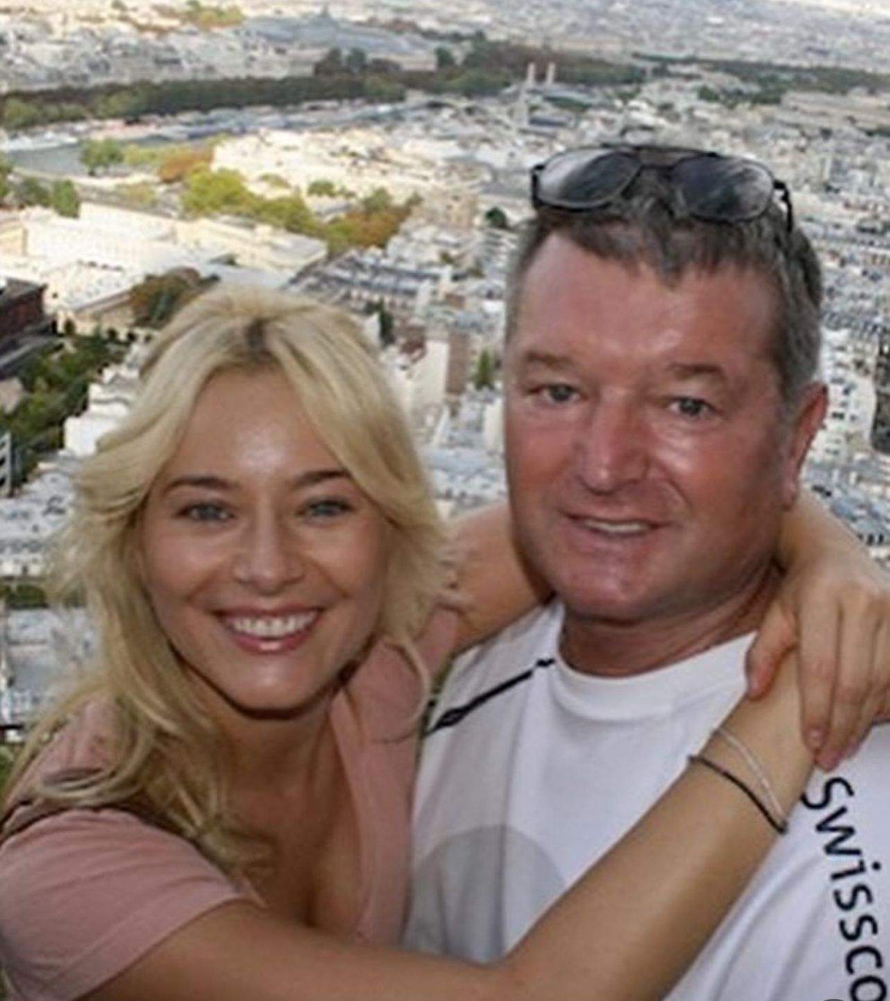 laura cosoi si tatal