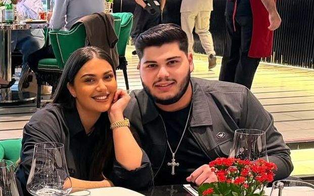 Betty Salam, în vacanță, alături de iubit