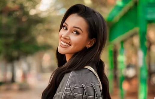 Ana Maria Barnoschi, pe stradă