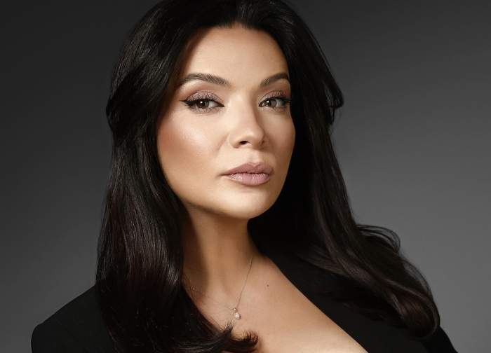 Anca Dincu, aranjată superb