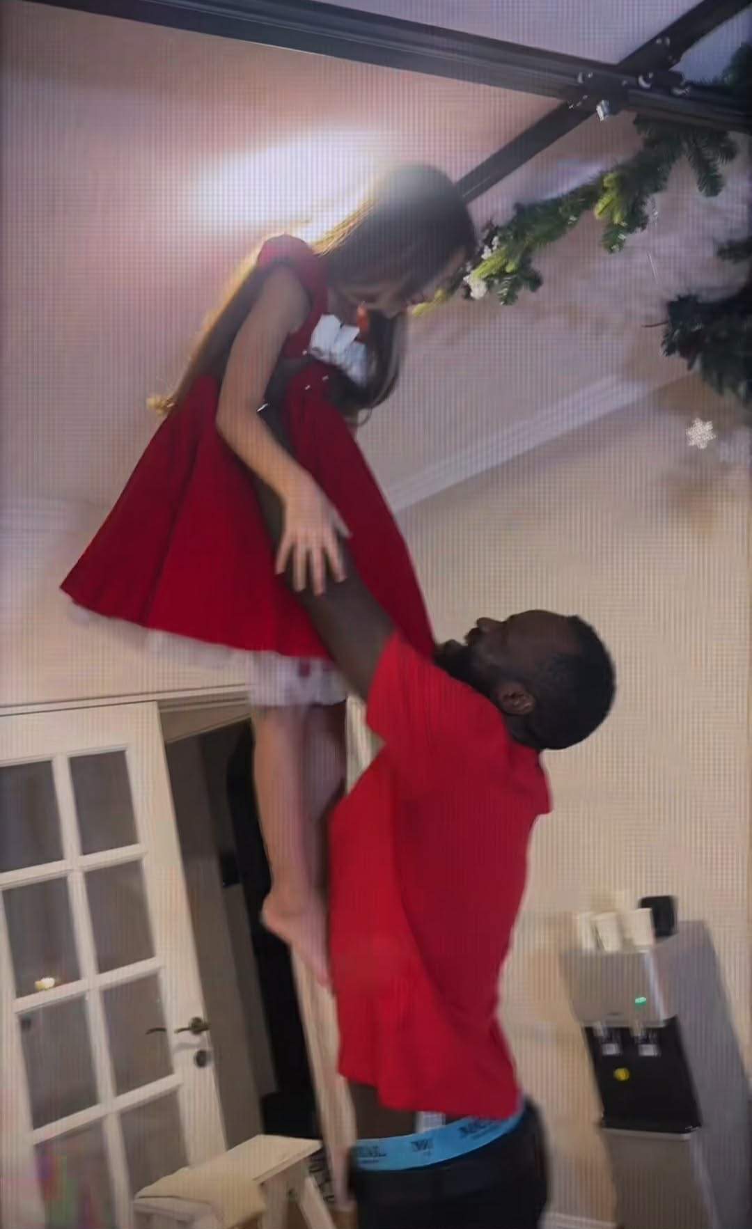 iubitul Danei Roba și fiica ei