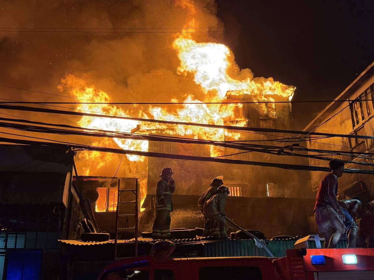 incendiu în Filipine.