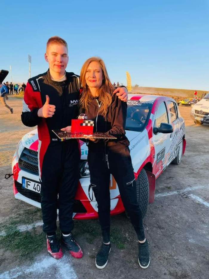 Romanita Iovan si fiul sau, Albert