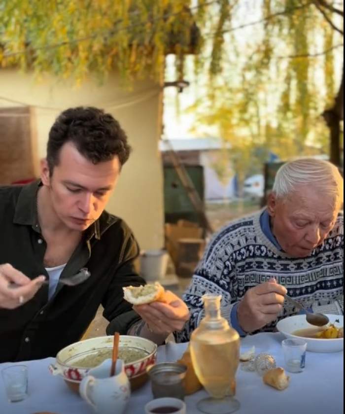 Jean Gavril, alături de bunicul său