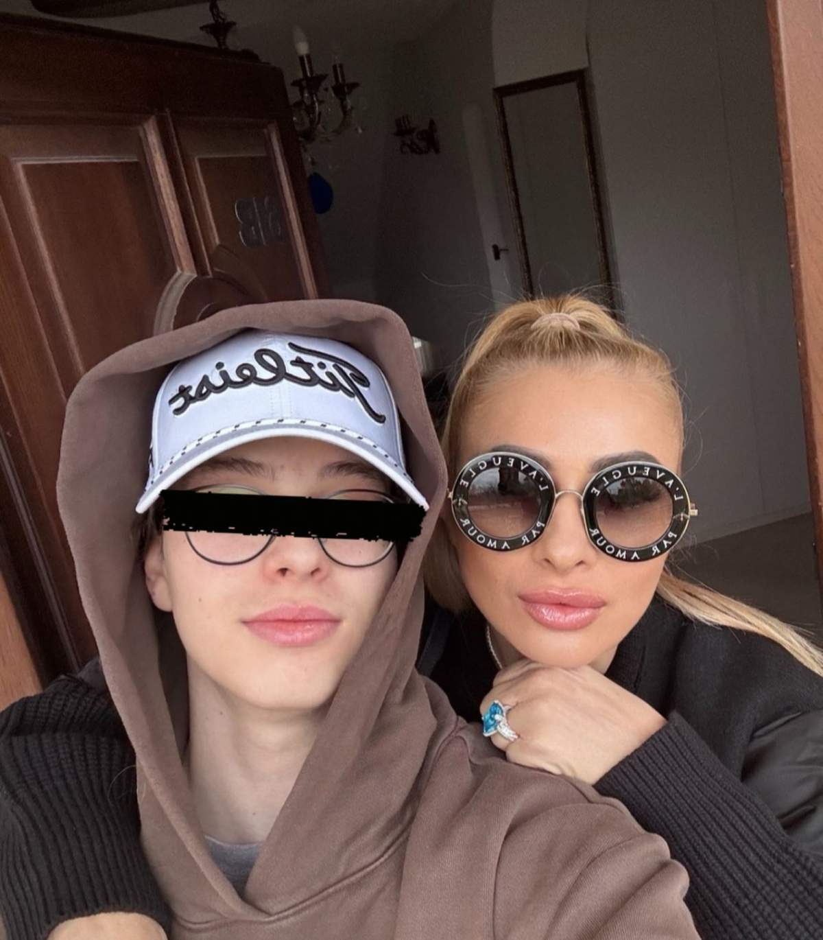 Anamaria Prodan și fiul ei