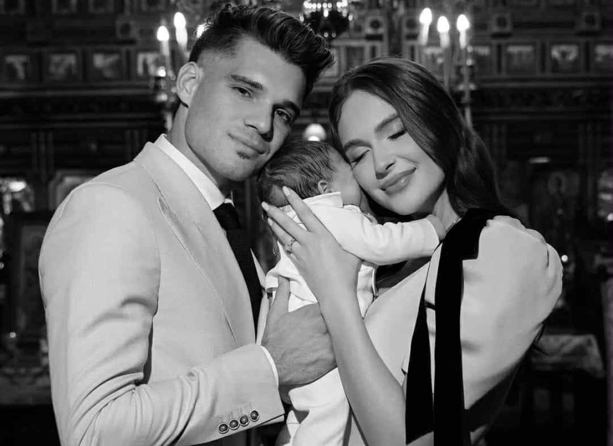 Ianis Hagi și familia sa