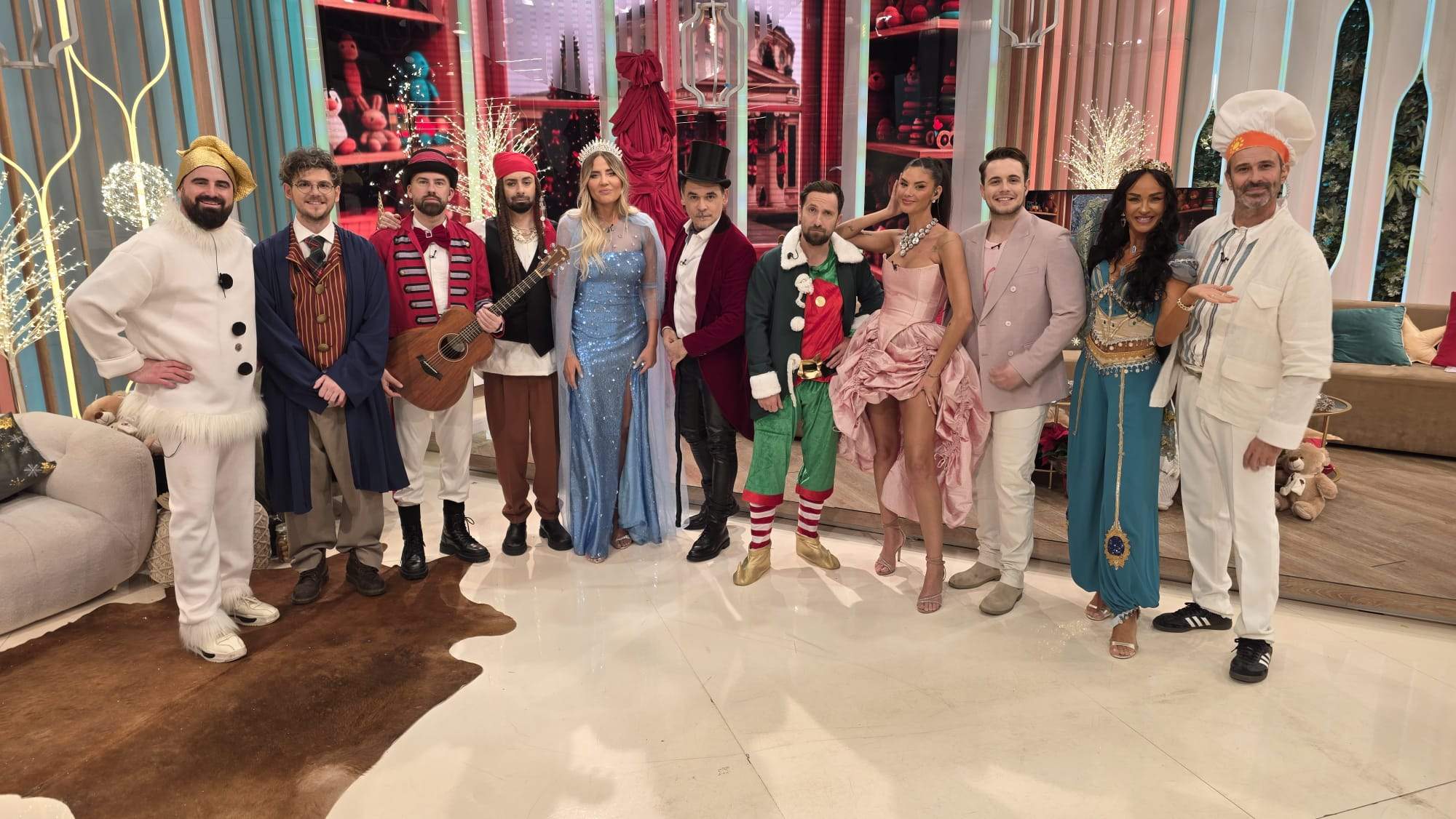 La Antena 1 şi pe AntenaPLAY începe cea mai frumoasă săptămană din an! Trăieşti emoția Crăciunului cu poveştile tale preferate